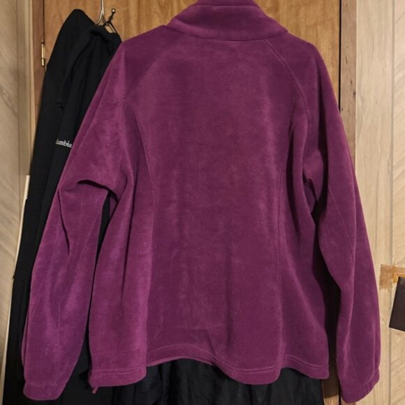 Columbia Women's Purple Jacket - Picture 3 of 4